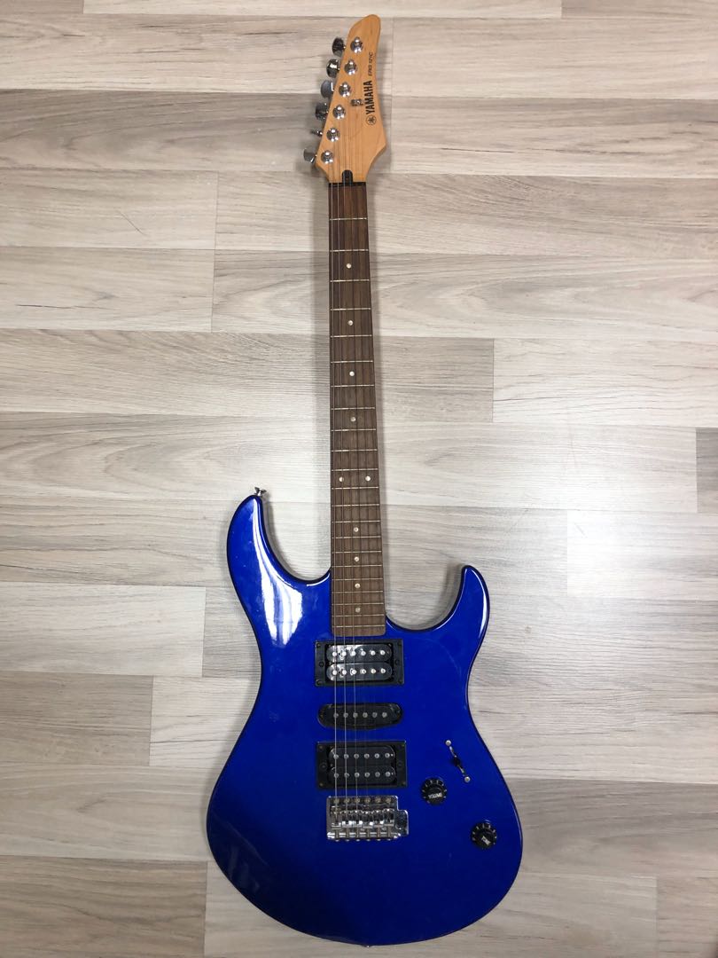 Yamaha Electric Guitar package, Music & Media, Music Instruments on