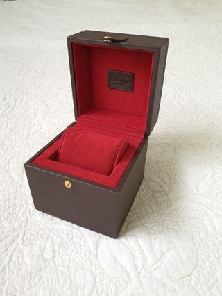 Replica Louis Vuitton Canvas Coffret Montre Watch Box Red For Sale