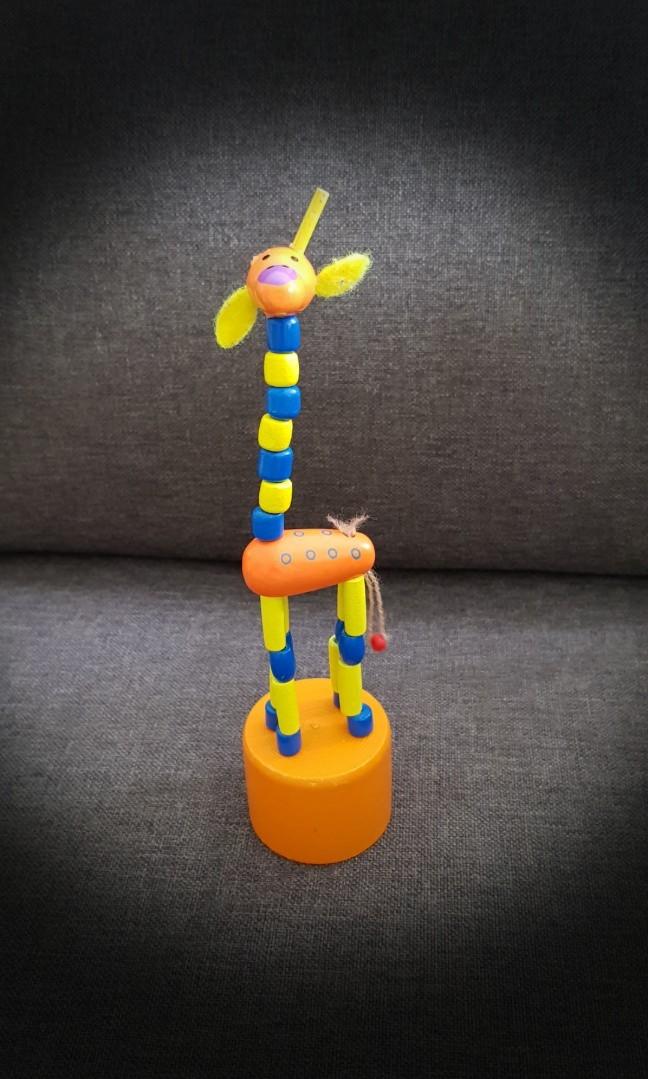 bendy giraffe