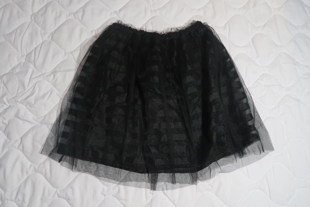 black tulle skirt
