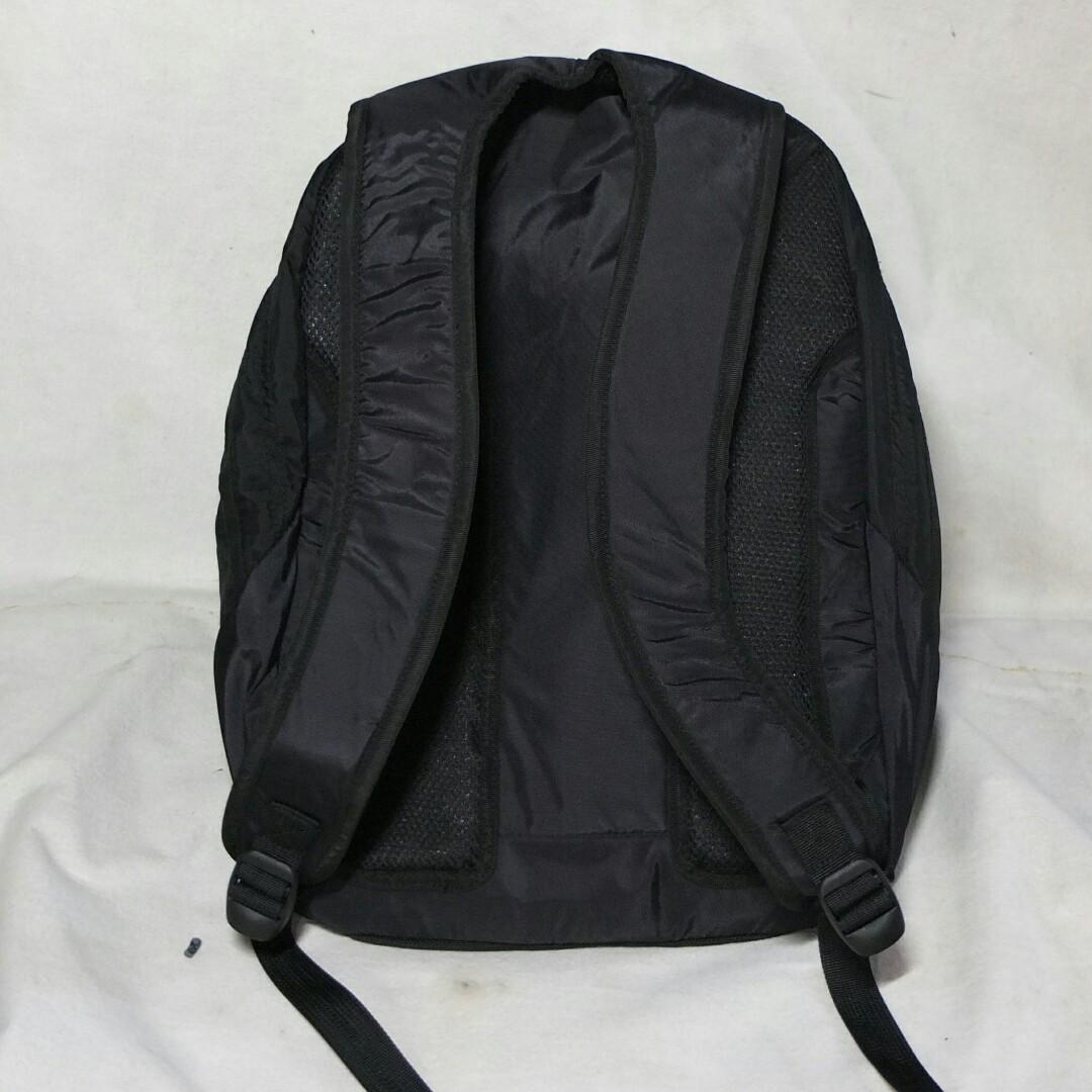 Bobcat backpack (Category: Backpacks) located in Quezon City. Submitted by angeleye7.authentic.source (Listing ID 276056682, Image 2). Description: .