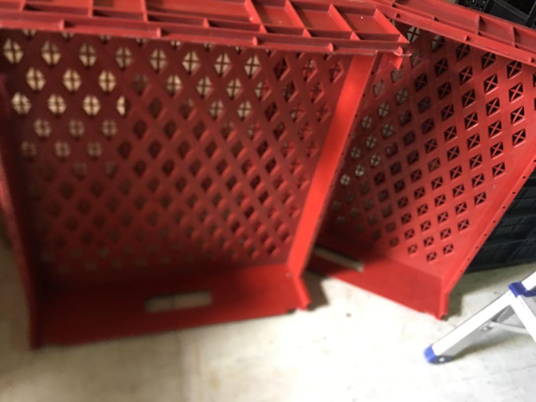 Bread Crates (Category: Storage Boxes & Baskets) located in Marikina City. Submitted by jyzsy (Listing ID 276057090, Image 2). Description: Plastic stackable Crates for breads, pastries, cakes, etc. 2 pieces available. Shipping/delivery fee not included (buyer’s account) via Lala move or Grab delivery or courier. Mode of payment: bank deposit (BPI).