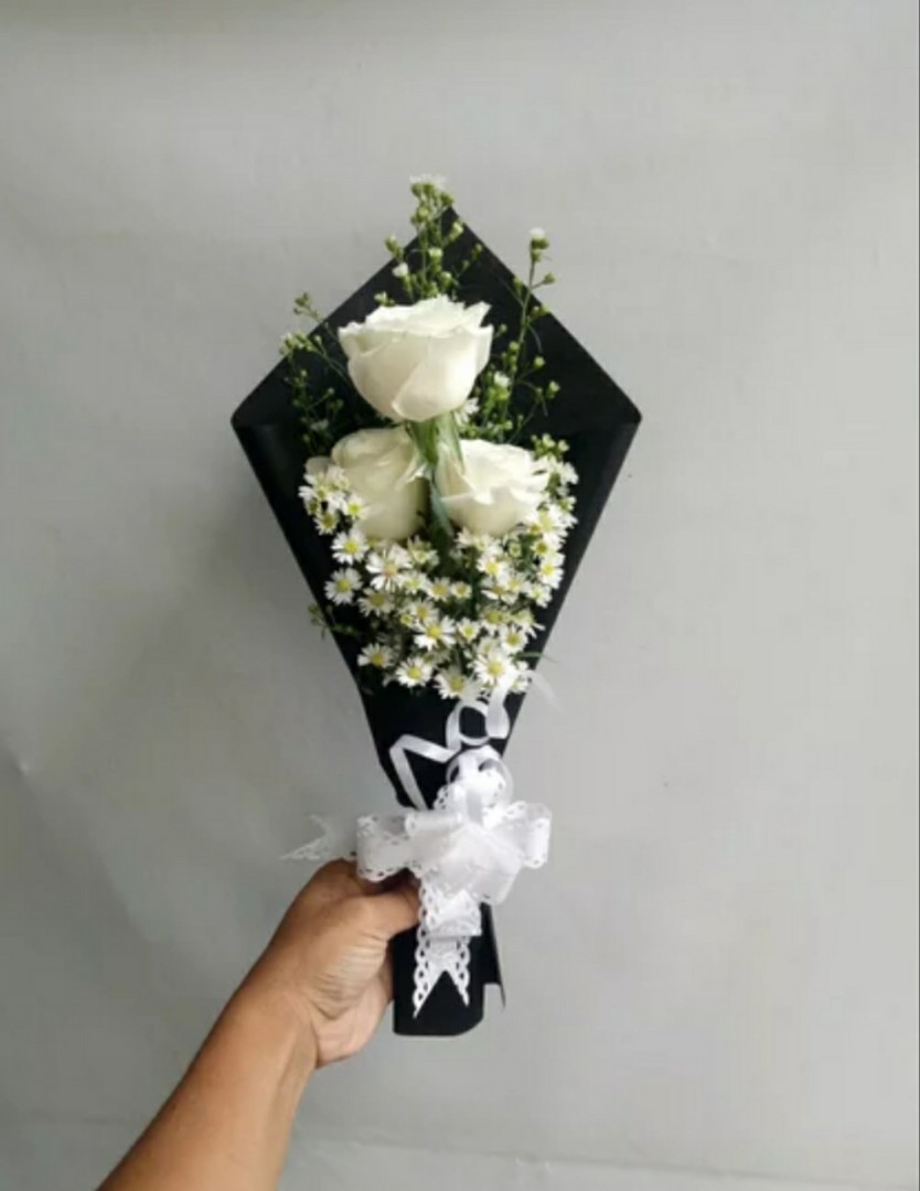 buket bunga wisuda bucket bunga mawar hadiah wisuda bunga mawar fresh