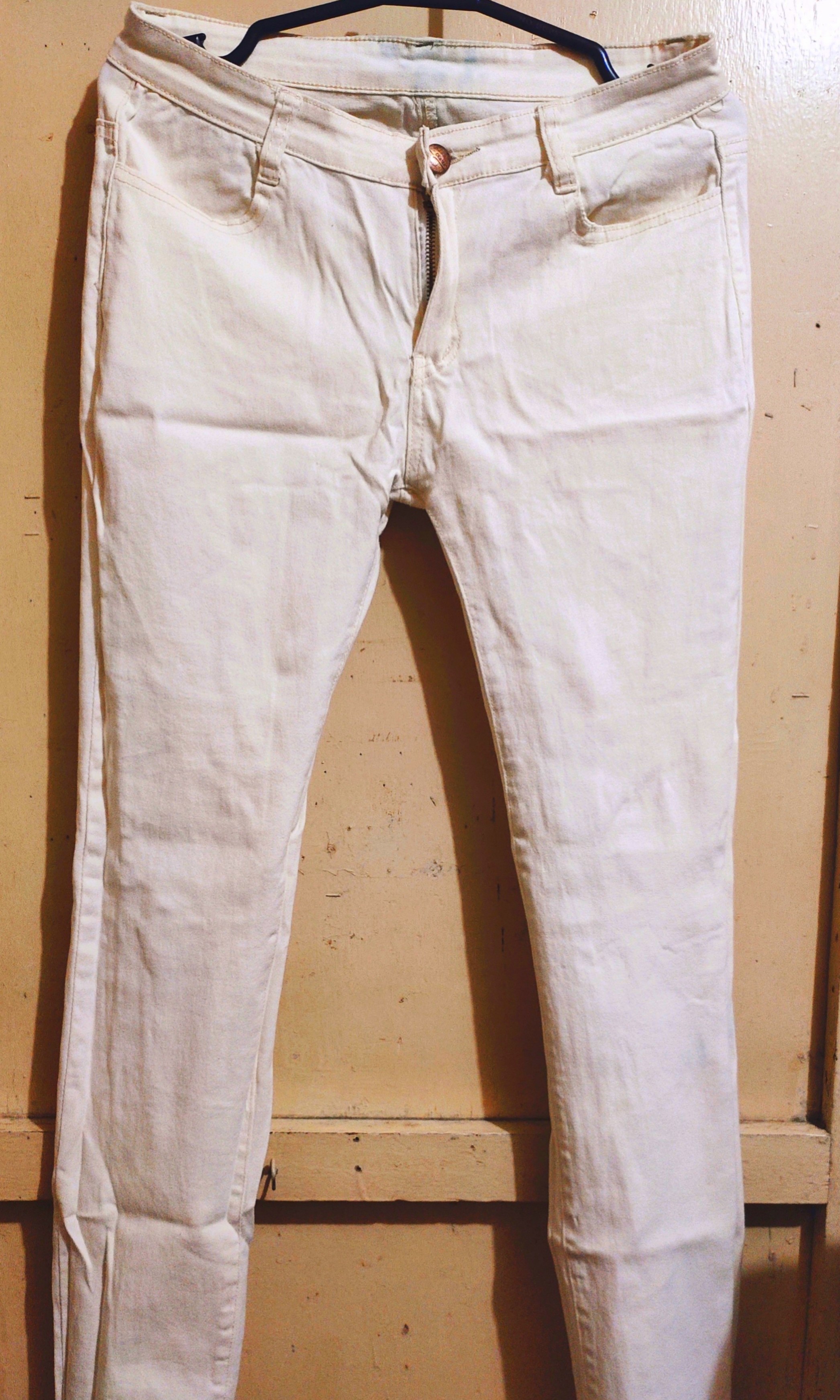 Dirty white pants, Women's Fashion, Bottoms, Other Bottoms on Carousell