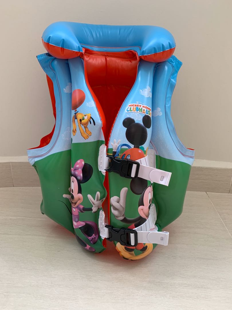 Disney Swim Vest for kids, Sports Equipment, Sports & Games, Water