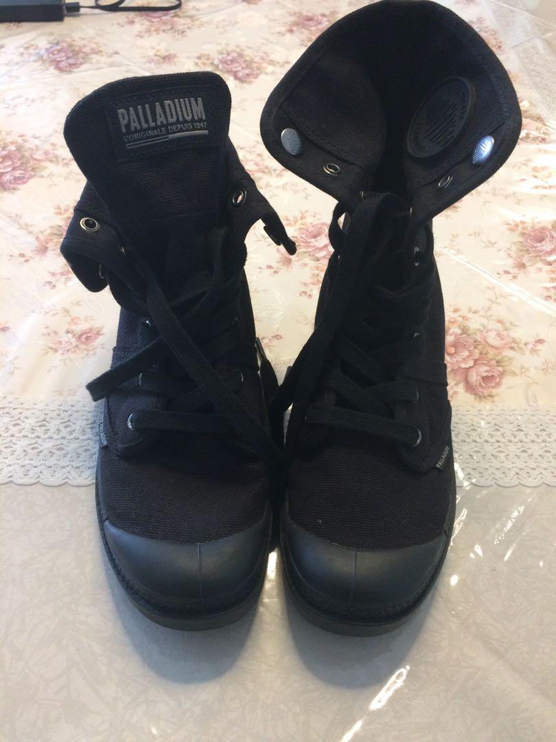 palladium boots platypus
