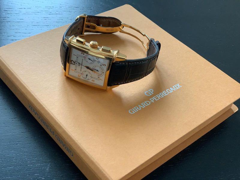 Rare Girard Perregaux Vintage 1945 Grand King XXL Chrono Yellow Gold for Sale