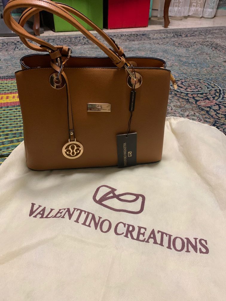 Valentino handbag, Women's Fashion, & Wallets, on Carousell