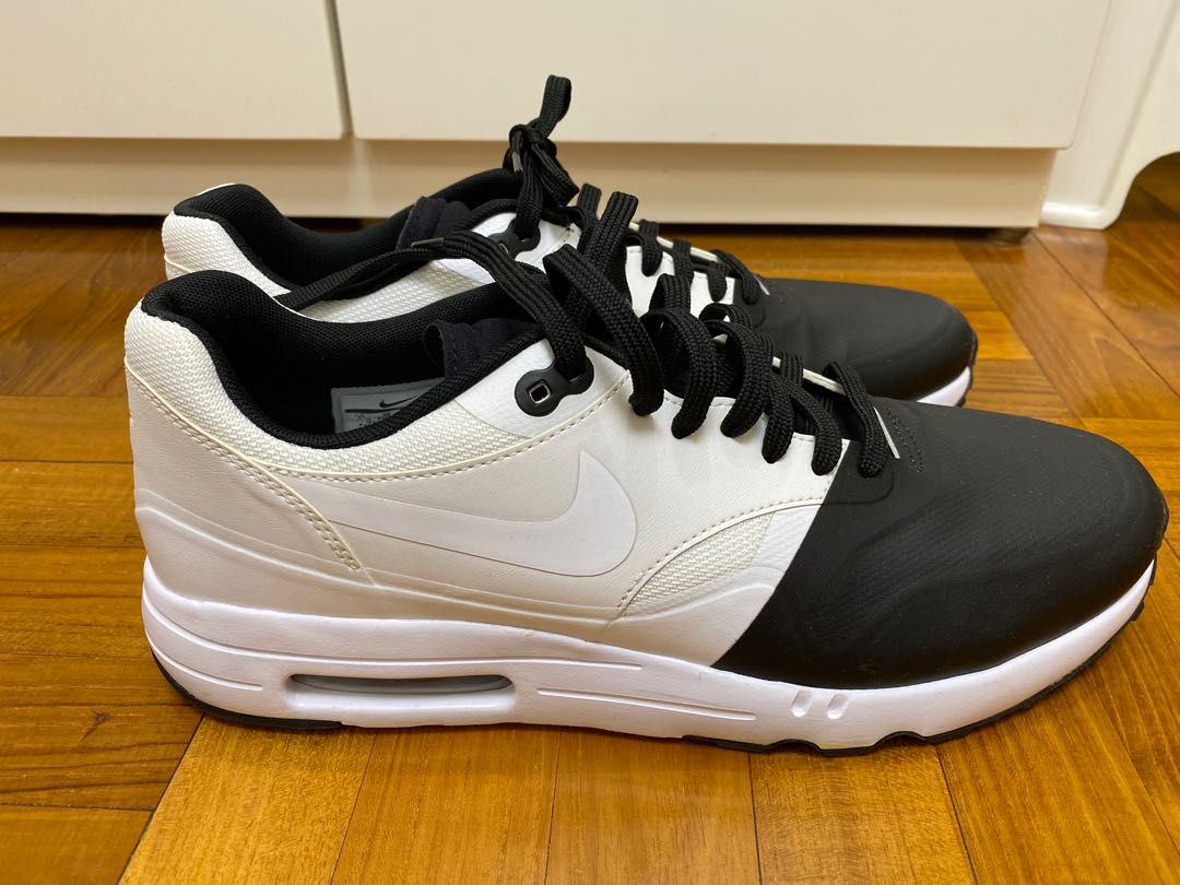air max thea black and white