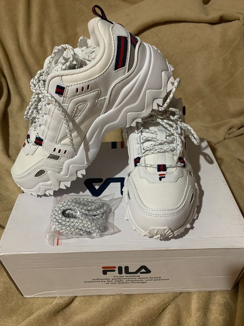 FILA OAKMONT TR ORIGINAL Men s Fashion Footwear Sneakers on