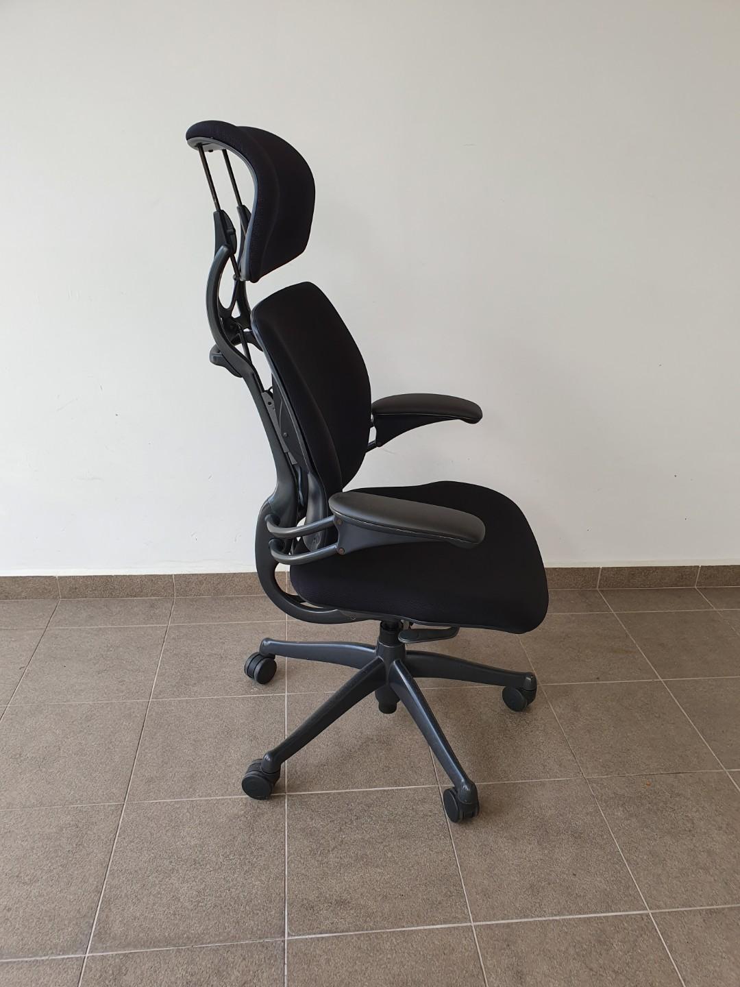 humanscale freedom chair
