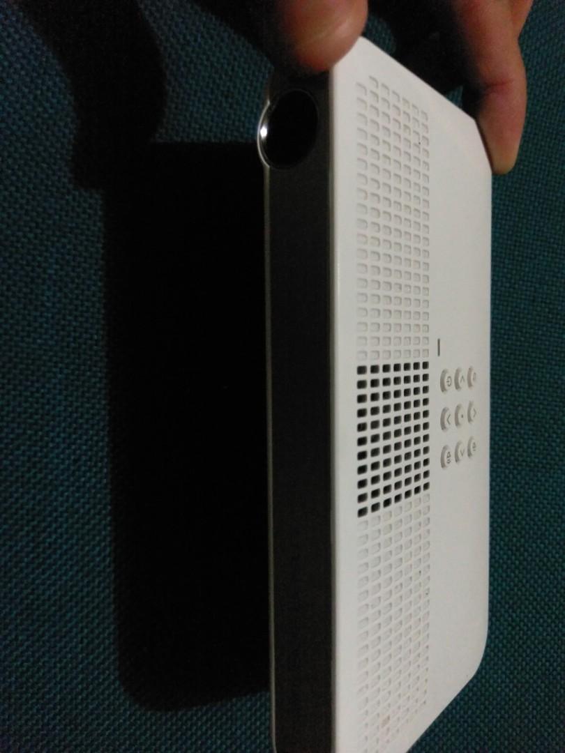 Laser Beam Pro C200 Pocket Projector, TV & Home Appliances, TV