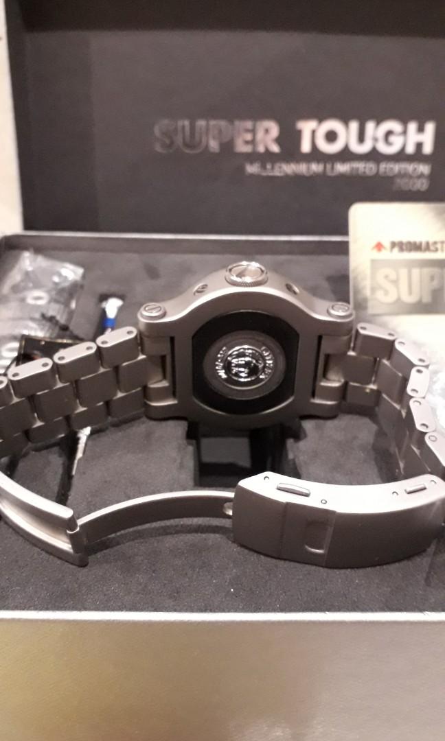 Citizen robert store swan super tough