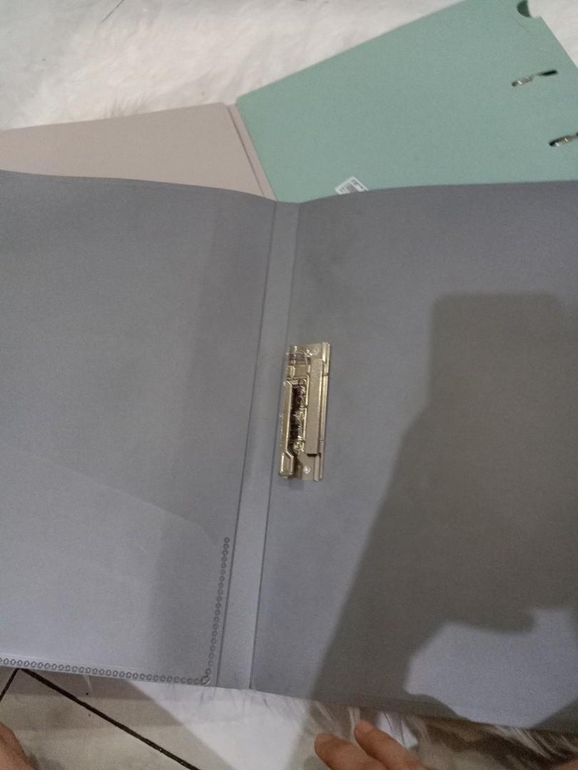 Map binder, Buku & Alat Tulis, Buku Pelajaran di Carousell