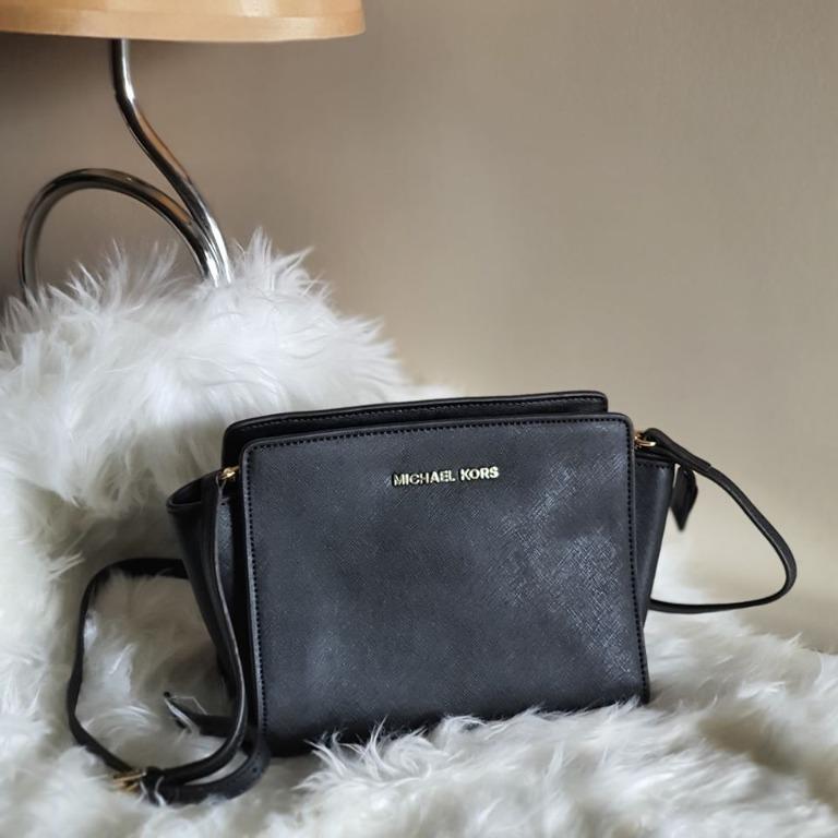 Michael Kors Selma Mini Saffiano Leather Crossbody Bag Black