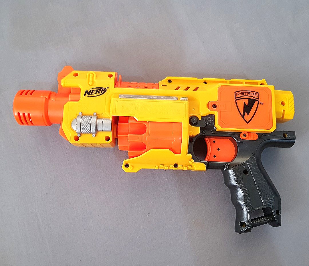NERF Electronic Revolver, Hobbies & Toys, Toys & Games on Carousell