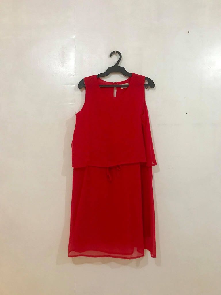 red dress boutique order status