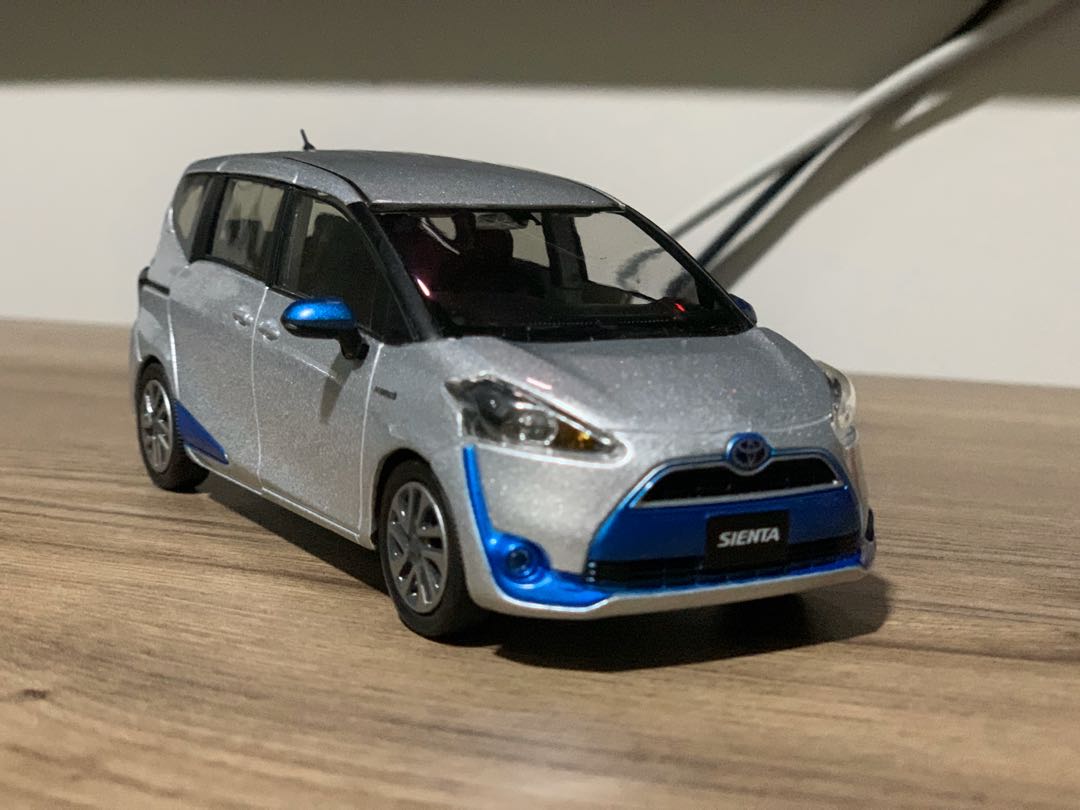 Diecast sienta shop