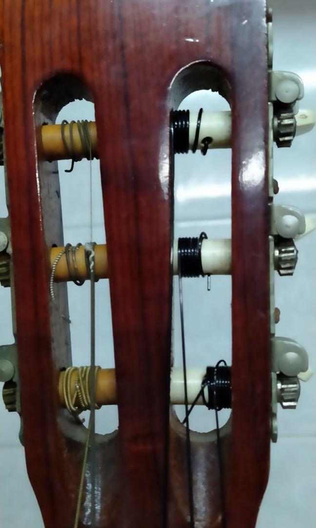 Yamato Acoustic Guitar Model No. 110 (Vintage), Hobbies & Toys, Music