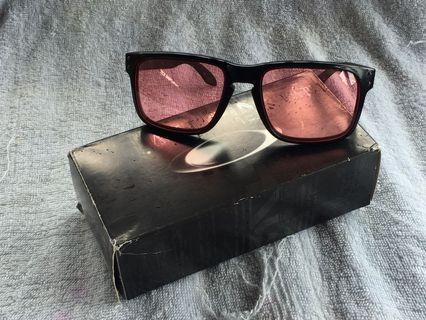 Oakley  Holbrook Sunglasses Matte Black Frame Pinkless Lenses