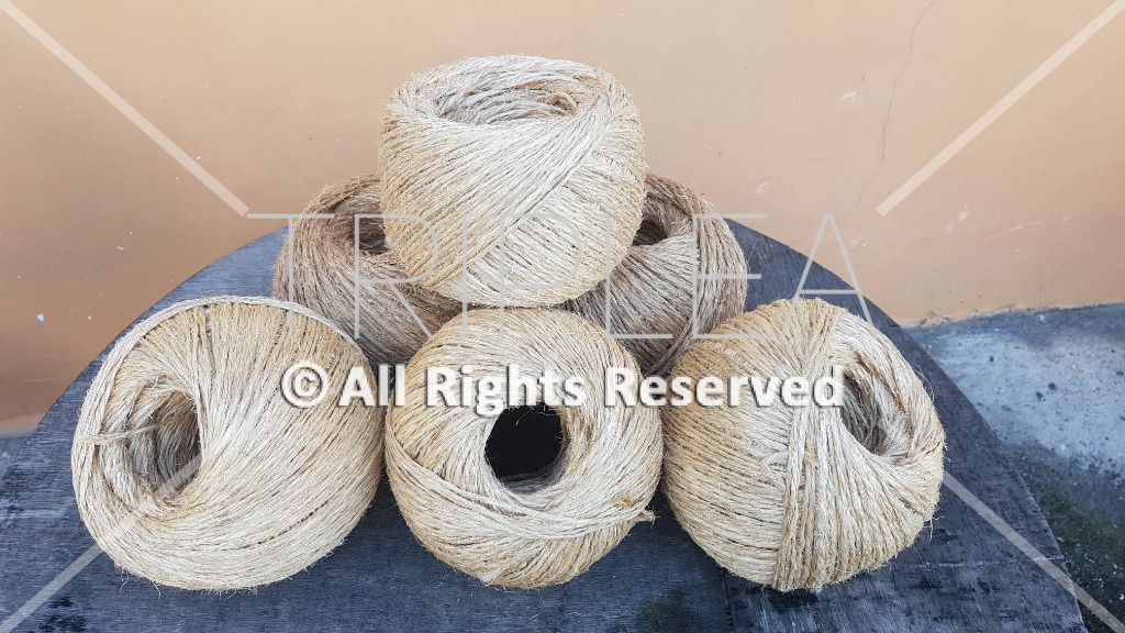Abaca Ball Twine, Hobbies & Toys, Stationary & Craft, Craft Supplies