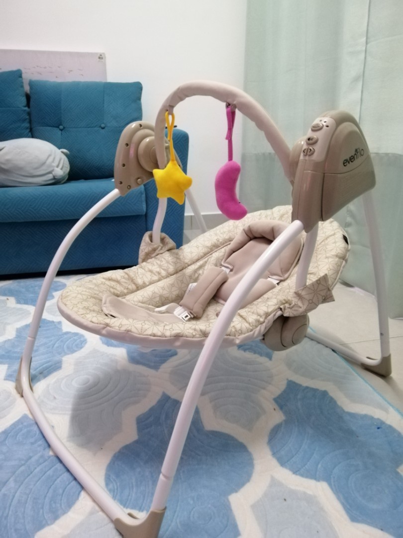 evenflo baby swing