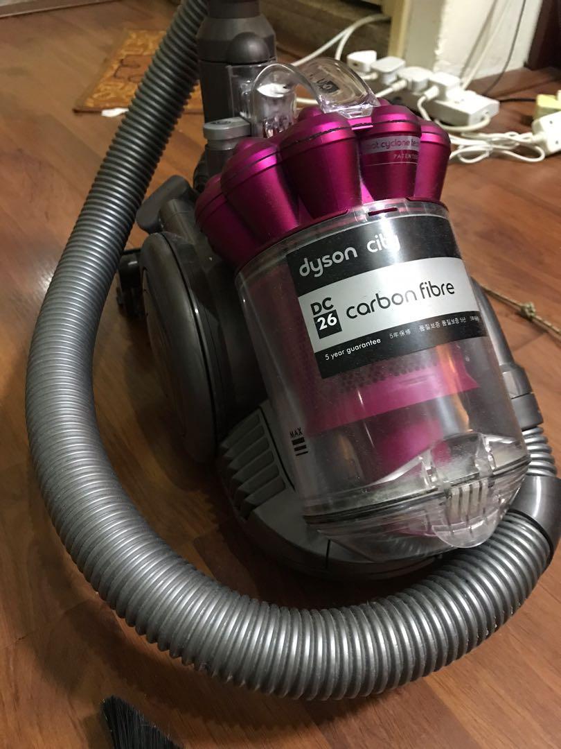 Dyson dc26吸塵機, 家庭電器, 吸塵機＆ 家居清潔電器- Carousell