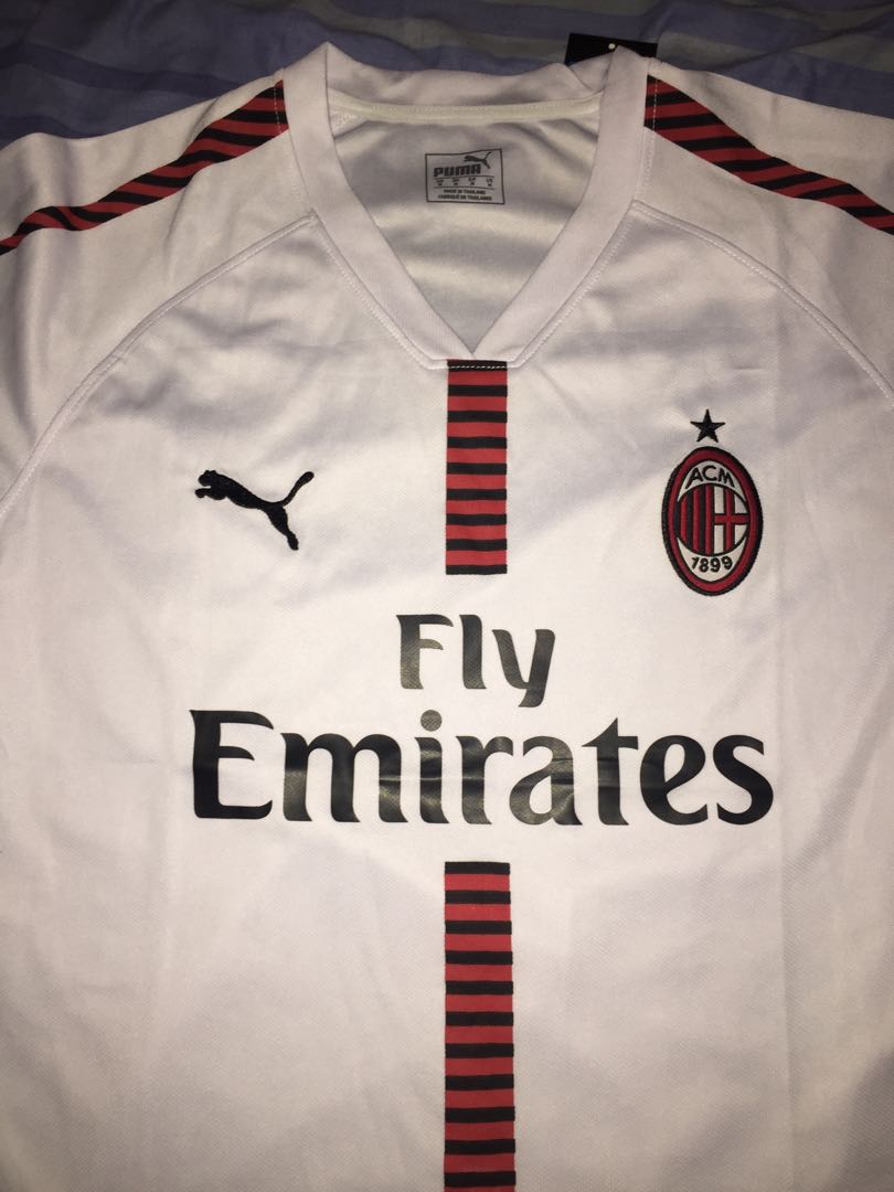 Fly Emirates Jersey, Men's Fashion, Activewear on Carousell