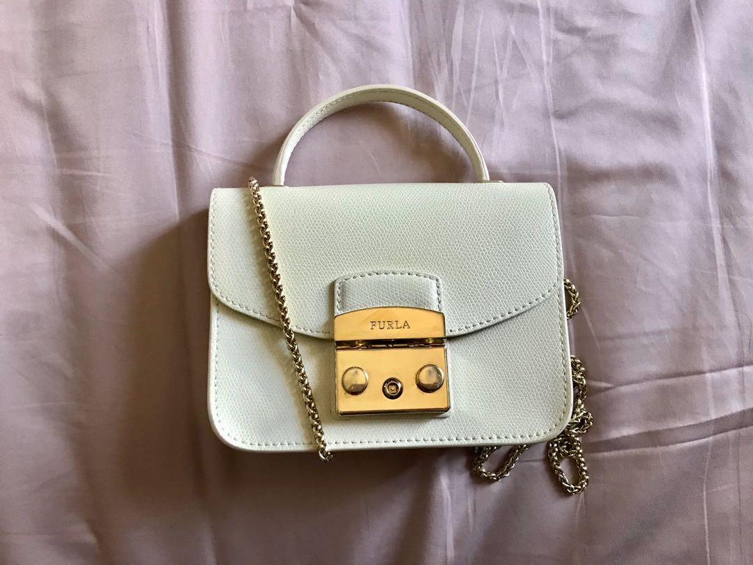 Furla metropolis medium top handle hot sale