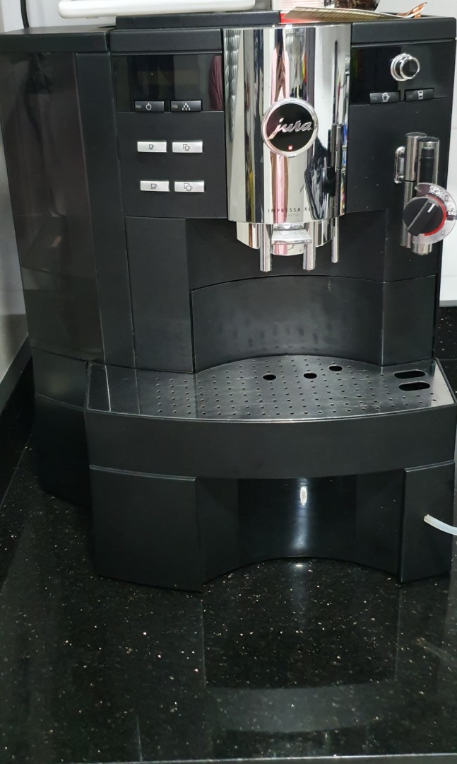 Jura impressa Xs9 Coffee Machine, TV & Home Appliances, Kitchen