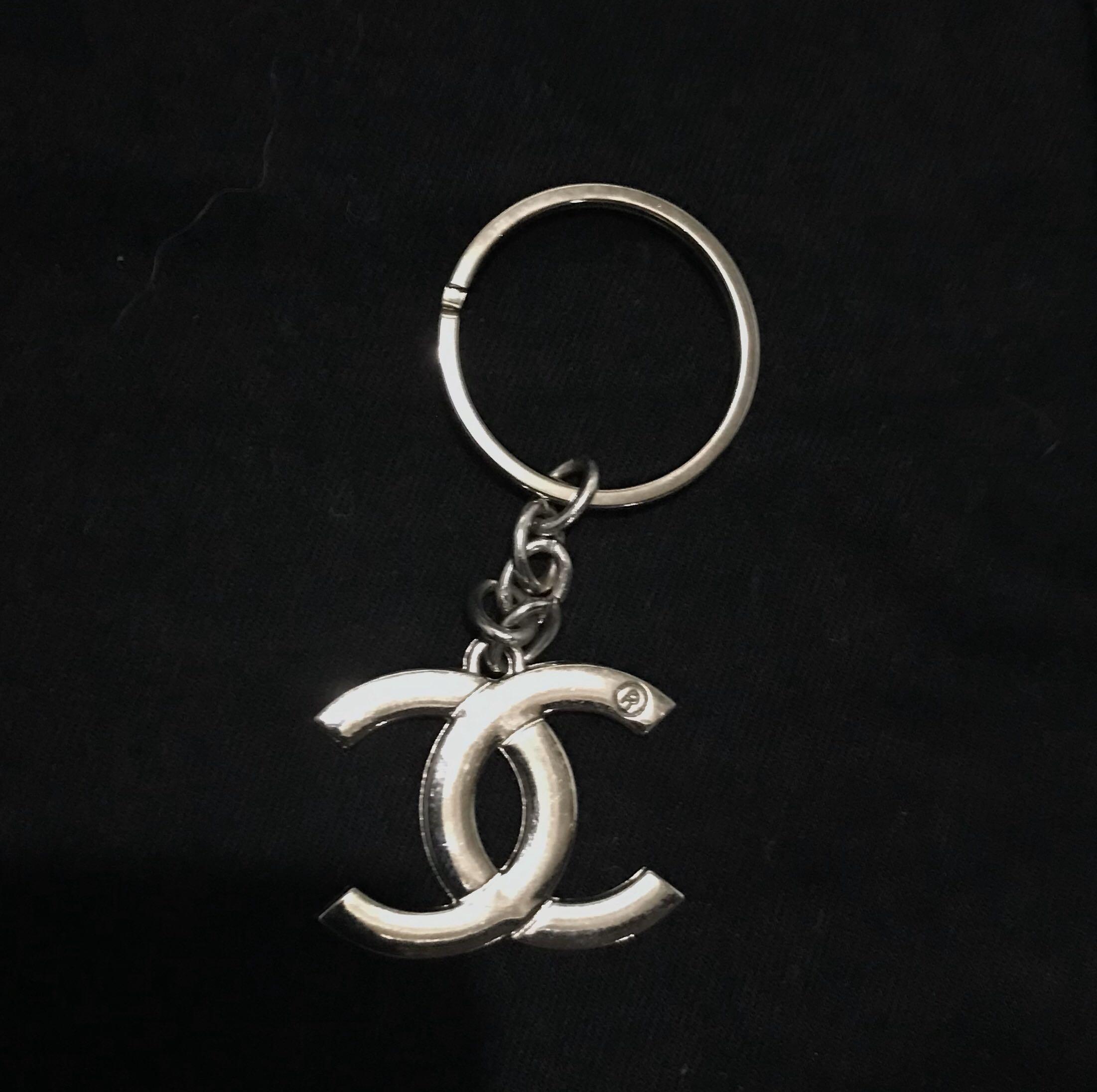 CHANEL Keychain x Authentic USED T21201