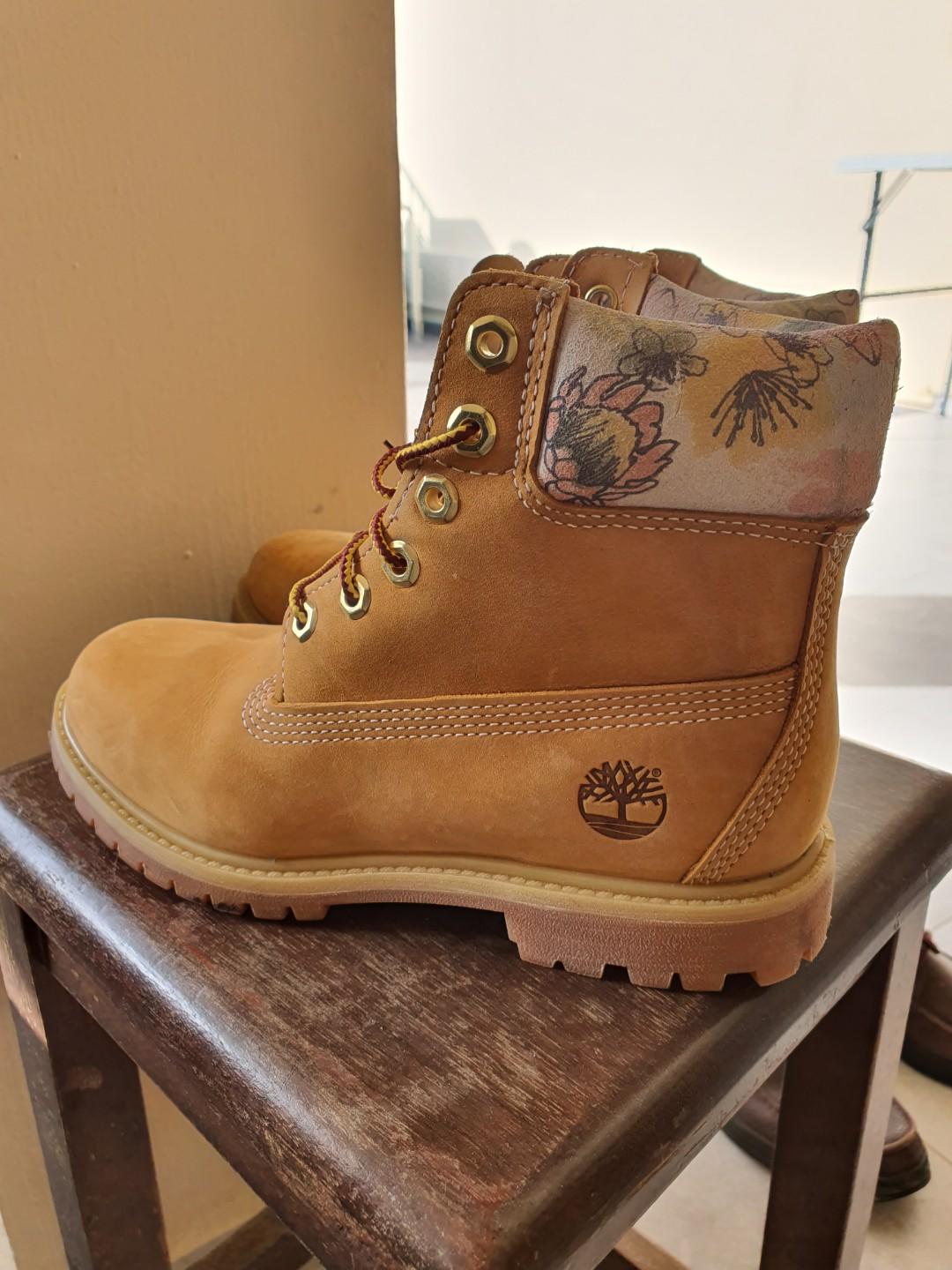 Timberland Boots, Women's Fashion 