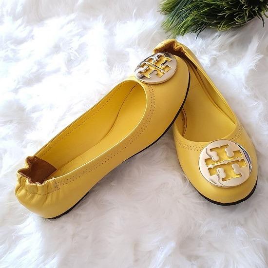 Tory Burch Classic Reva Ballet Flats - Yellow / Gold, Women's Fashion,  Footwear, Flats & Sandals on Carousell