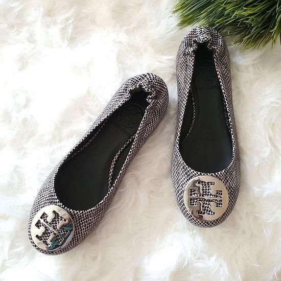Tory Burch Python Embossed Leather Reva Round - Toe Ballet Flats Grey Black  White, Women's Fashion, Footwear, Flats & Sandals on Carousell