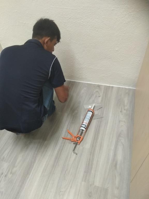 vinyl tiles installation and painting services62863076682627112