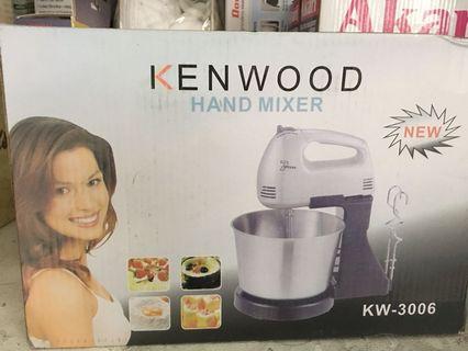 Hand mixer