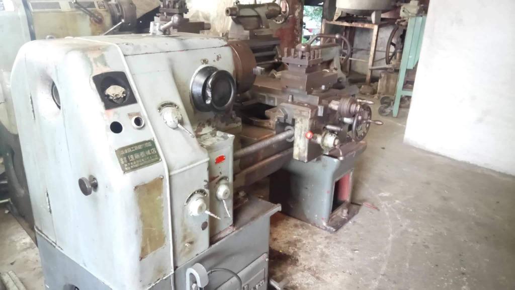 1 UNIT LATHE MACHINE, Commercial & Industrial, Industrial Equipment on ...
