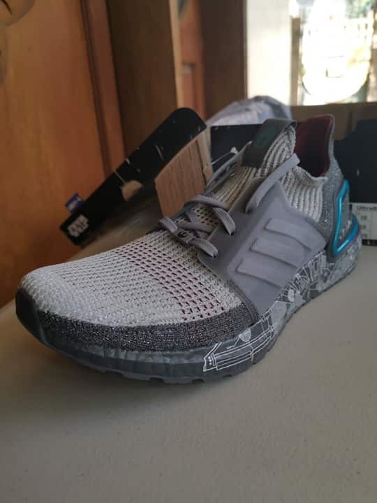 Adidas Ultra Boost 19 Star Wars Millennium Falcon