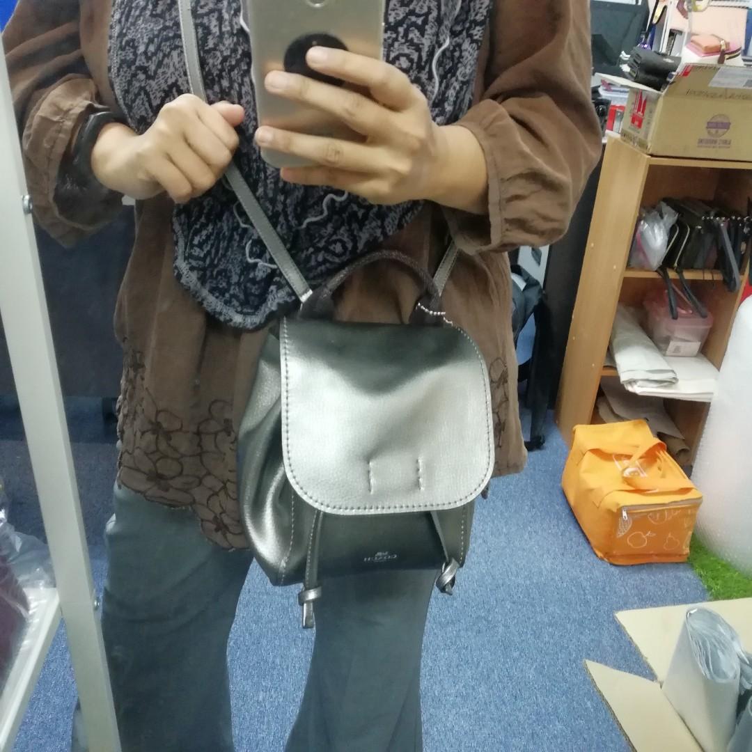 Coach derby backpack discount straps