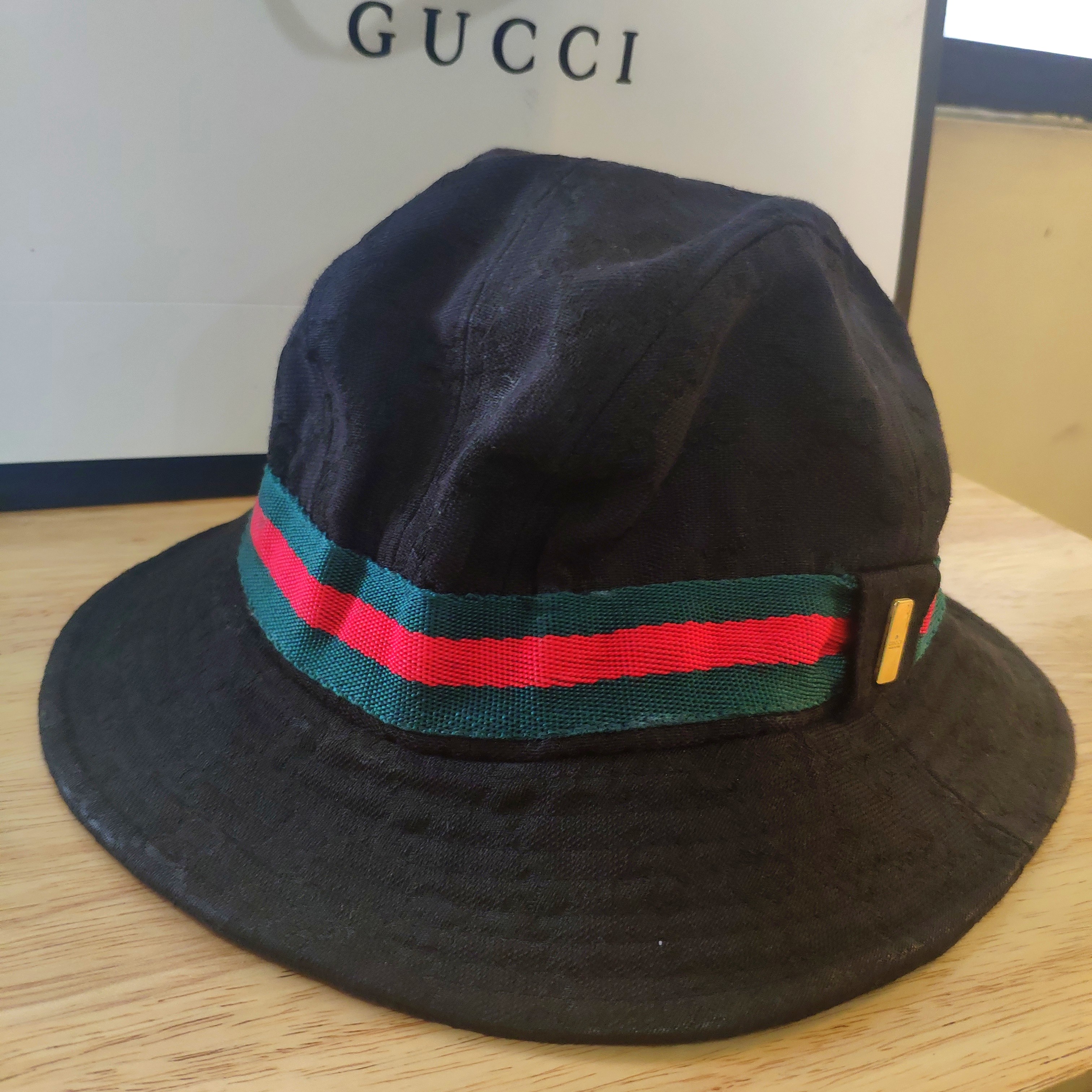 authentic gucci bucket hat