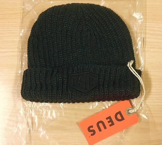 deus beanie
