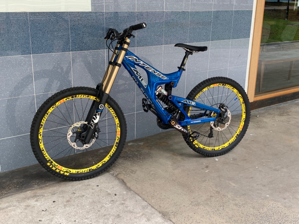 intense m6 downhill bike