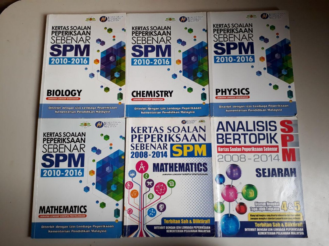 Kertas Soalan Peperiksaan Sebenar Spm 2010 2016 Biology Chemistry Physics Analisis Bertopik Textbooks On Carousell
