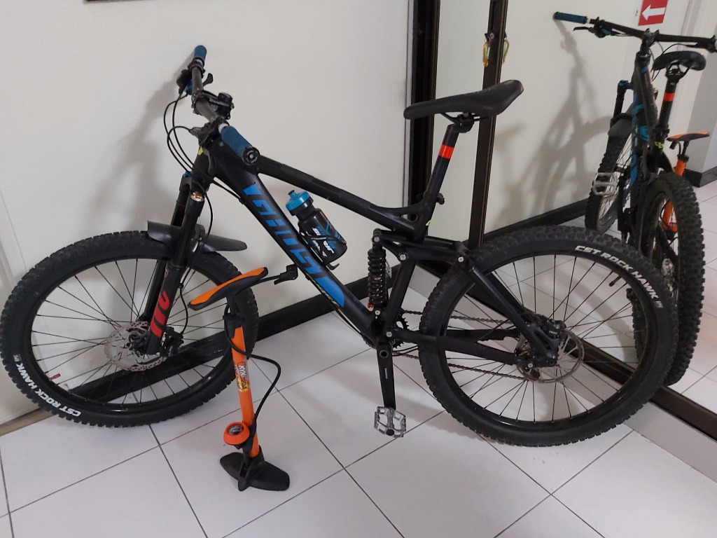 black mountain bike