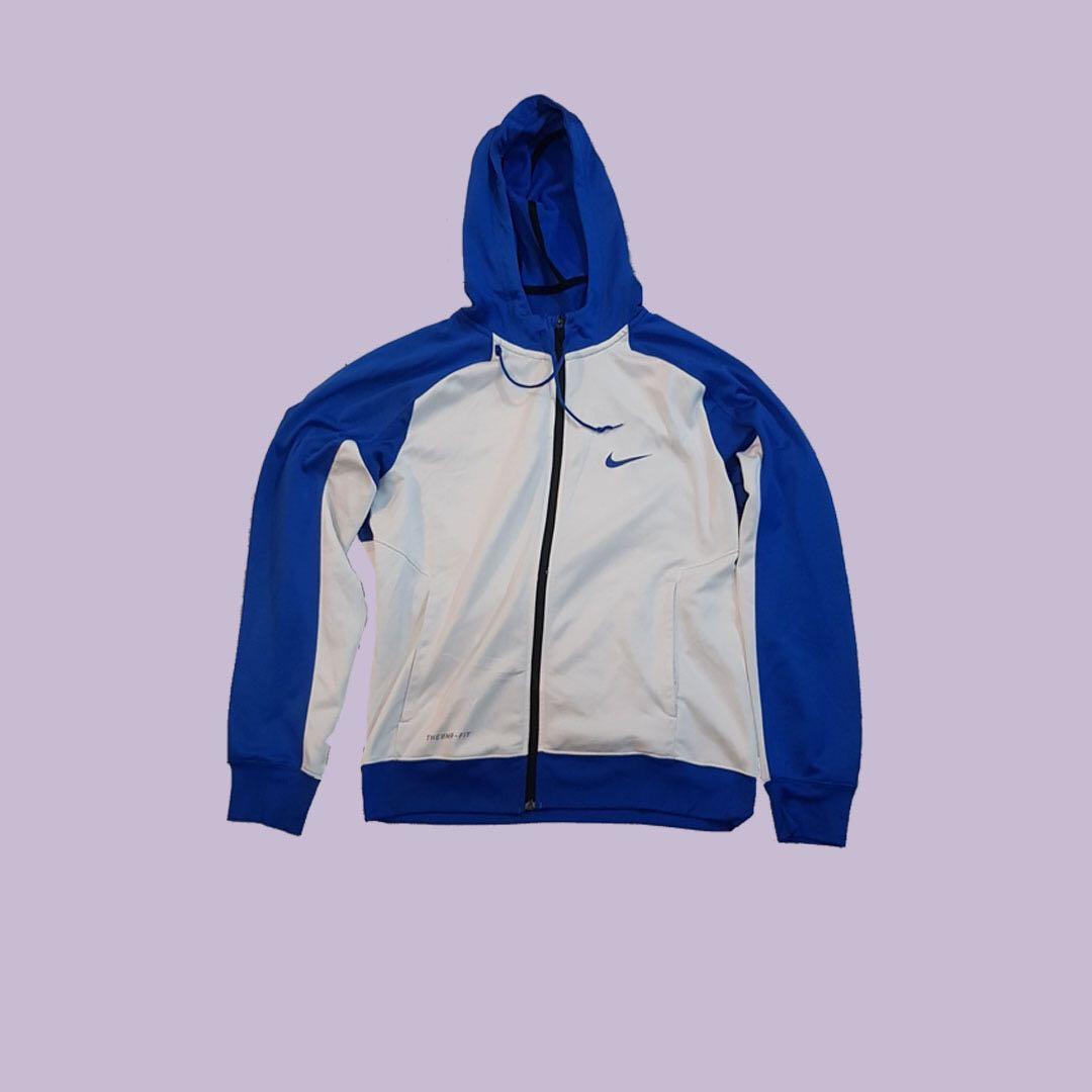 therma fit nike hoodie