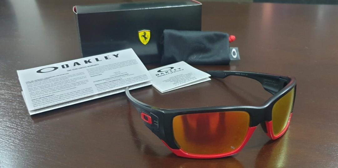 Oakley - Ferrari STYLE SWITCH, Men's Fashion, Watches & Accessories,  Sunglasses & Eyewear on Carousell