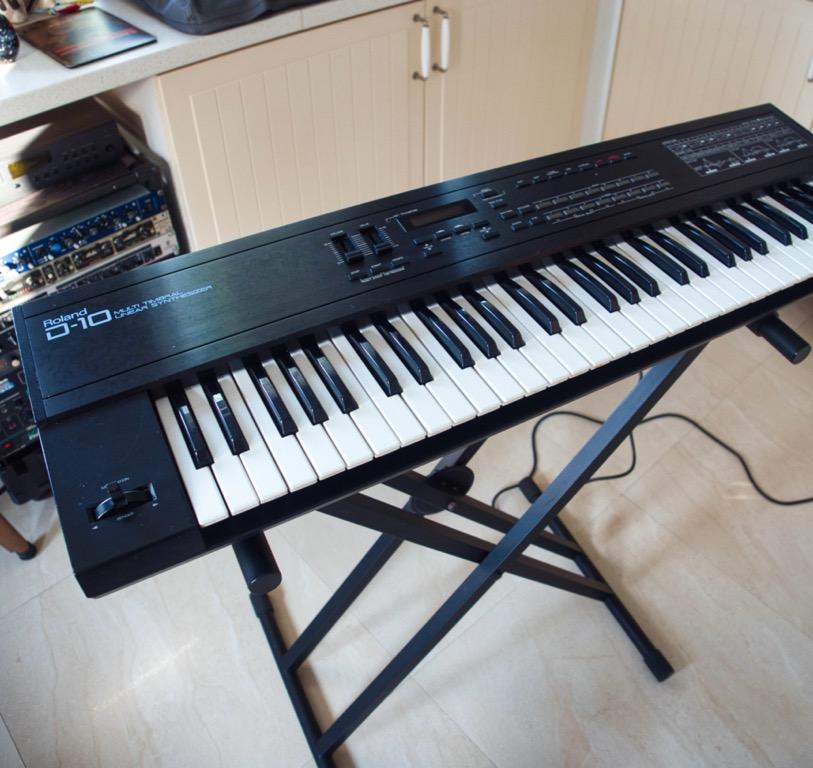 Roland 2025 d10 synth
