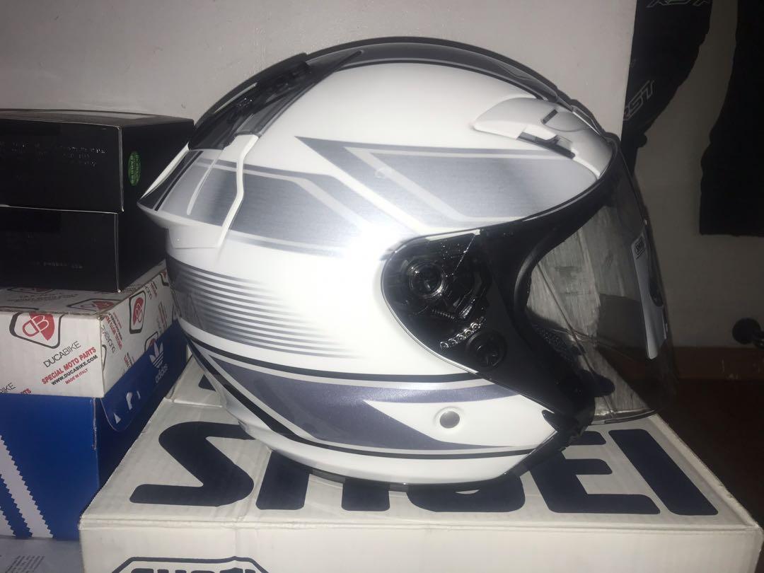 Shoei surge j force 3 white silver, Motorcycles, Motorcycle Apparel on ...