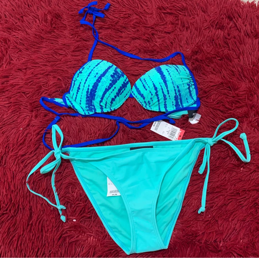 Two piece blue padded swimsuit, Women's Fashion, Swimwear, Bikinis