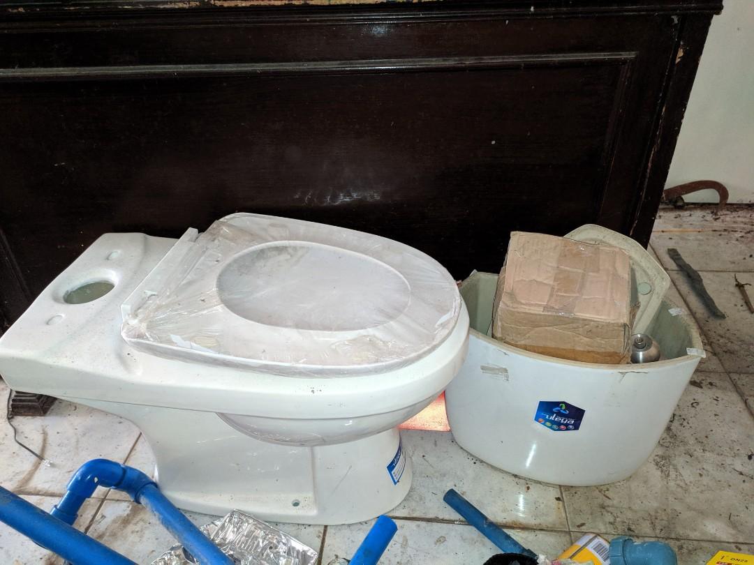 Uleya Toilet Bowl, Furniture & Home Living, Home Improvement & Organization, Home Improvement